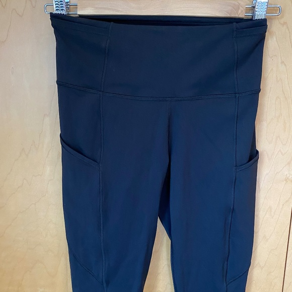 Lululemon tights - Picture 3 of 5